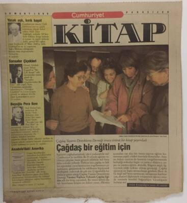 Cumhuriyet Gazetesi Kitap Eki 30 Mart 1990 - Çağdaş Yaşamı Destekleme İmece Ürünü Bir Kitap Yayımladı GZ16869 - 1