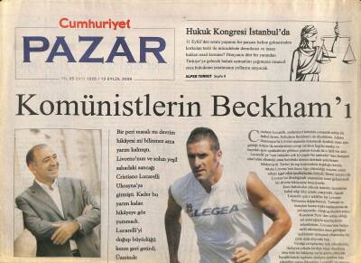 Cumhuriyet Gazetesi Pazar Eki 13 Eylül 2009 - Aşk Ve Korku Giovanni Scognamillo - Modanın Soğuk Yüzlü Tanrıçası GZ96638 - 1
