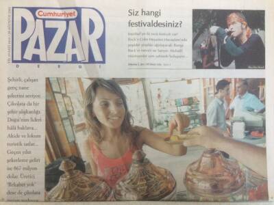 Cumhuriyet Gazetesi Pazar Eki 28 Ağustos 2005 - Çikolata Akideye Karşı GZ35281 - 1