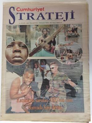 Cumhuriyet Gazetesi Strateji Eki 12 Eylül 2005 - Katrinayla Sarsılan ABDnin Tüm Dünyada Başı Dertte - GZ16230 - 1