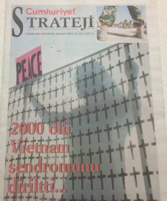 Cumhuriyet Gazetesi Strateji Eki 7 Kasım 2005 - 2000 Ödülü Vietnam Sendromunu Diriltti GZ48604 - 1