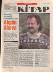 Cumhuriyet Kitap Dergisi 2 Nisan 1998 - Kanatların , Aşkların Ve Oyuncakların Yazarı Akgün Akova NDR78045 - Gökçekoleksiyon