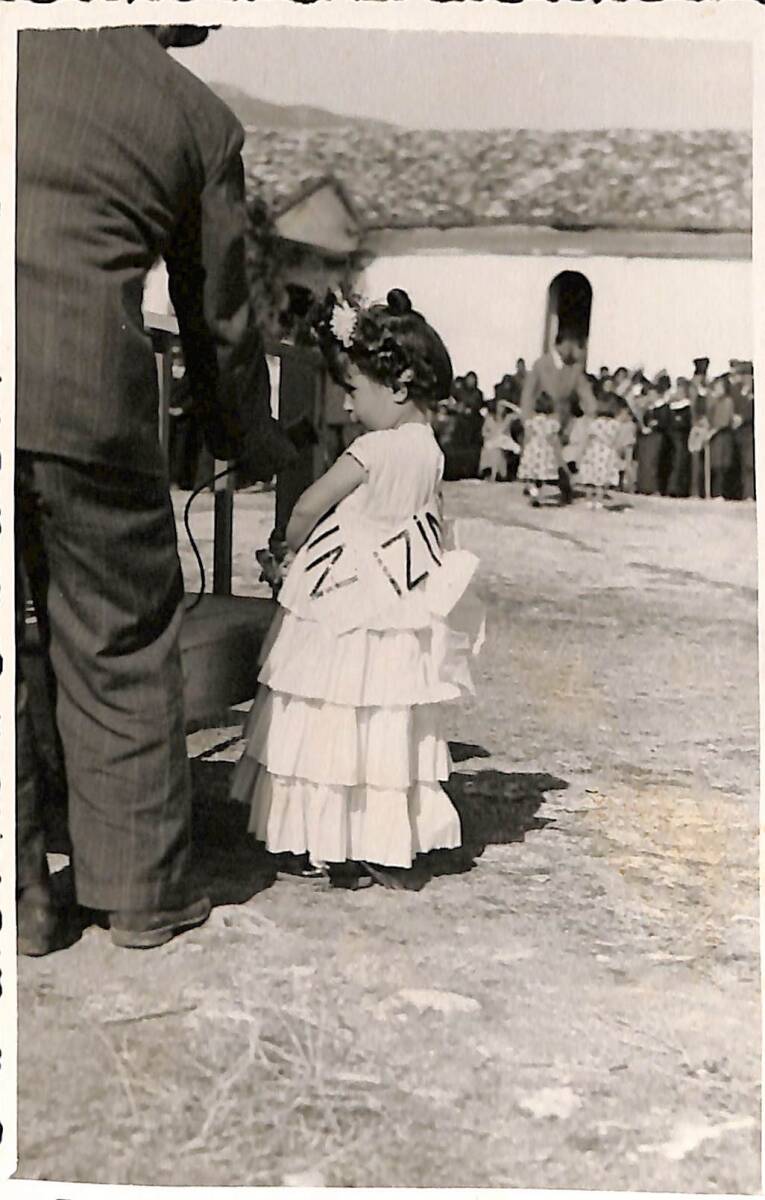 Cumhuriyet'in 32. Yılı Kutlamaları – 29 Ekim 1955 Tarihli Çocuk Gösterileri ve Bayram Töreni Konulu Orijinal Fotokart FT9 - 1