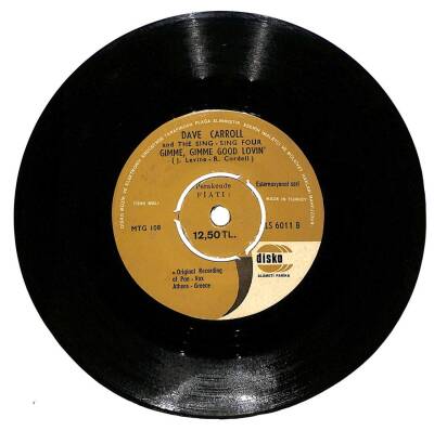 Dave Carroll And The Sing-Sing Four - Gimme,Gimme Good Lovin - Na-Na , Hey-Hey Kiss Him Goodbye (107) PLK16828 - 2