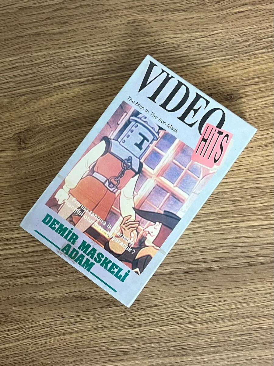 DEMİR MASKELİ ADAM - Açılmamış Jelatininde Beta Vidyo Kaset. DVD2830 - 4