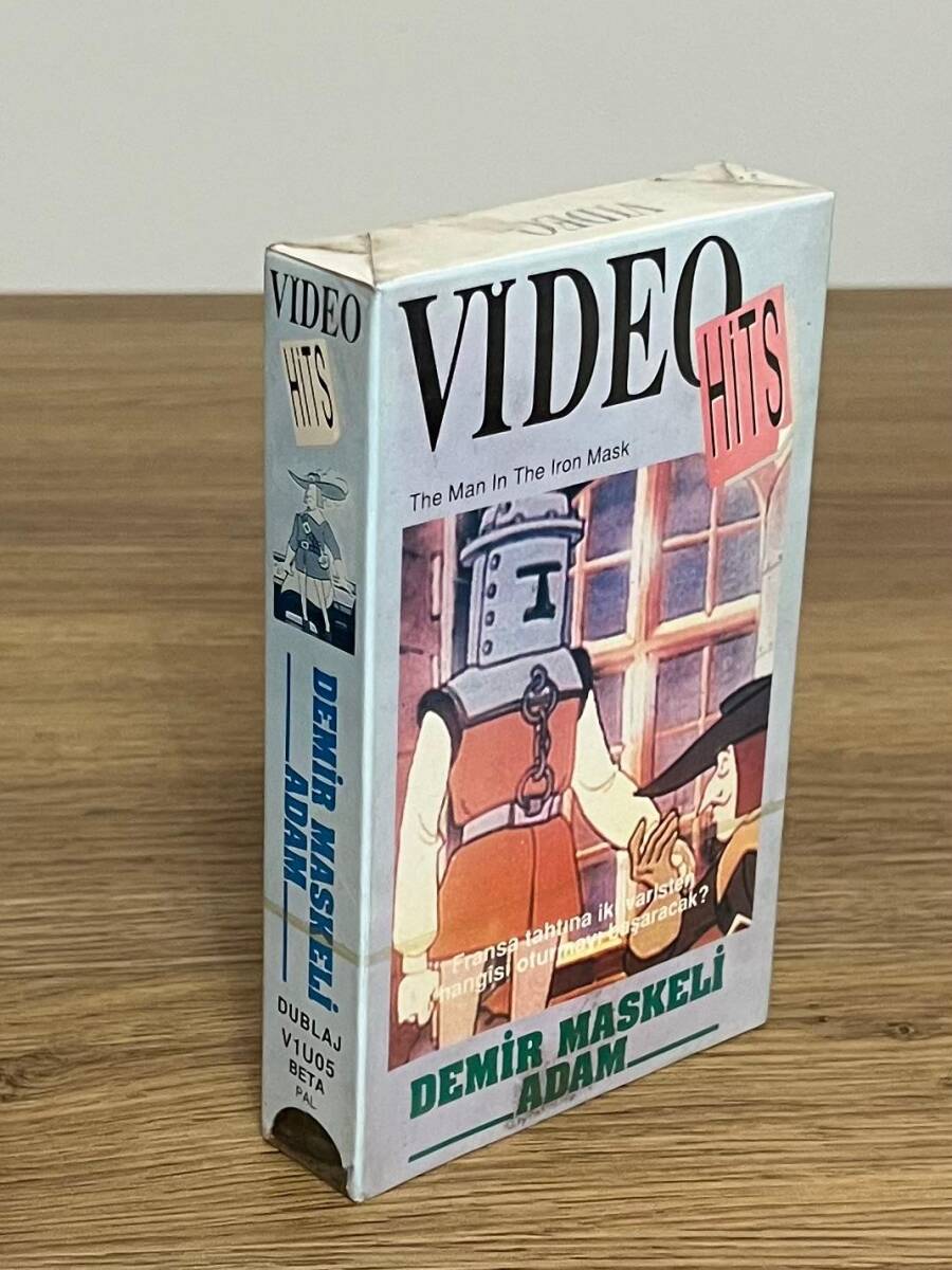 DEMİR MASKELİ ADAM - Açılmamış Jelatininde Beta Vidyo Kaset. DVD2830 - 2