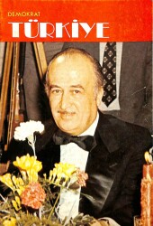 Demokrat Türkiye Dergisi Ocak 1977 - THY Grevinin Temelinde Sendika İçi İktidar Mücadelesi Yatıyor NDR76023 - Gökçekoleksiyon