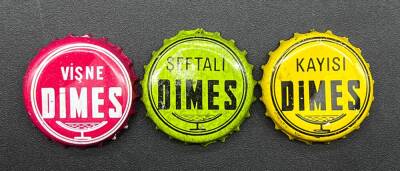 Dimes Meyve Suları – Vişne / Şeftali / Kayısı Eski Gazoz Kapakları (Nadir Tip, 3’lü Lot) AOB3032 - 1
