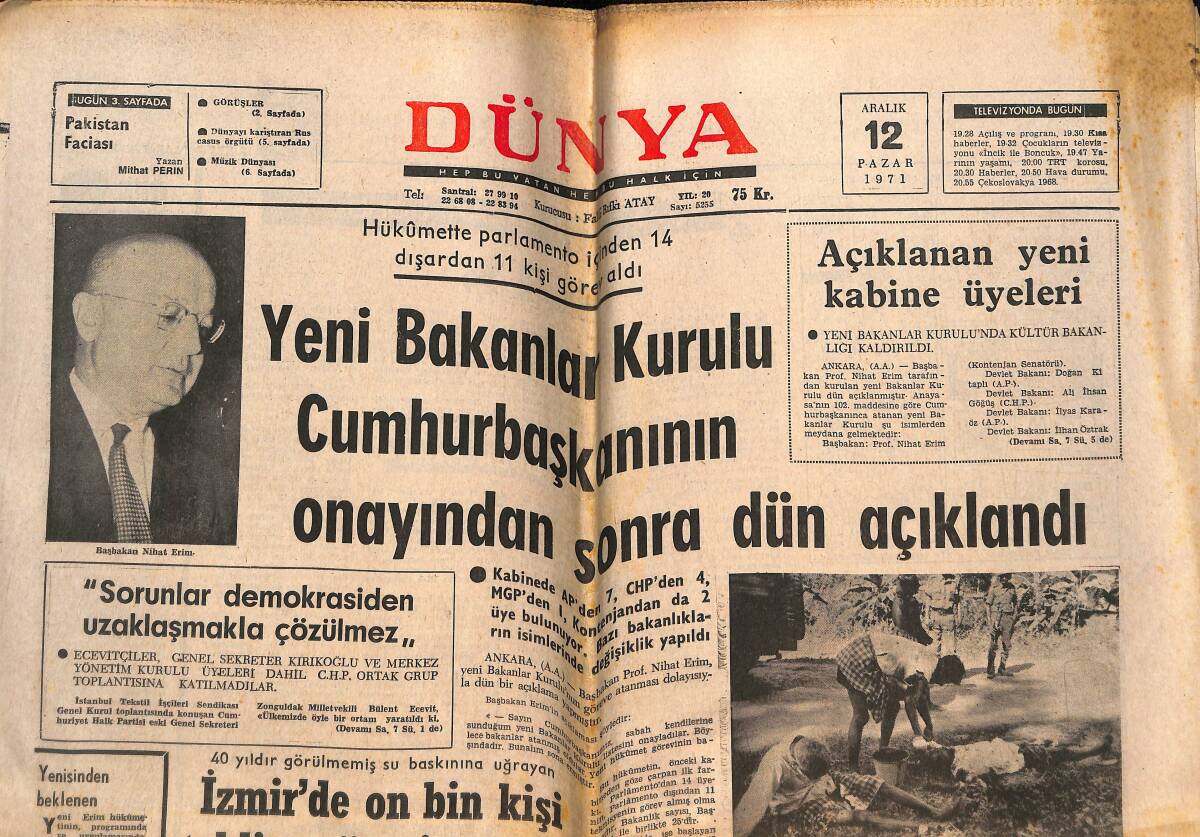 Dünya Gazetesi 12 Aralık 1971 - Yeni Bakalar Kurulu Cumhurbaşkanının Onayından Sonra Dün Açıklandı - Beşiktaş Tehlikeli Eskişehir Virajında! GZ146314 - 1