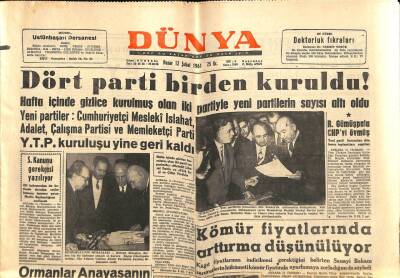 Dünya Gazetesi 12 Şubat 1961 - Sahte Bayar Şaka Sonucu Asıldı ! GZ87208 - 1