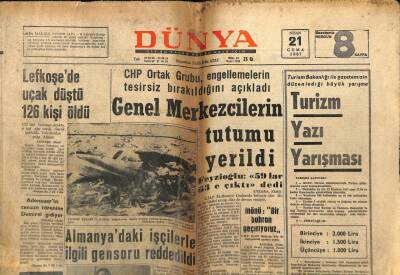 Dünya Gazetesi 21 Nisan 1967 - Lefkoşada Uçak Düştü 126 Kişi Öldü GZ68237 - 2