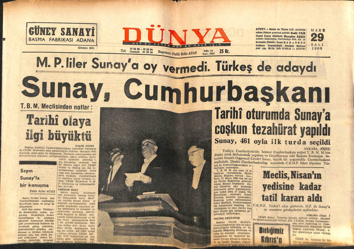 Dünya Gazetesi 29 Mart 1966 - Tarihi Oturumda Sunay'a Coşkun Tezahürat Yapıldı - Beşiktaş Galatasaray Maçının Aksileri GZ150818 - 1