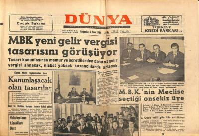 Dünya Gazetesi 4 Ocak 1961 - 49 Kişi Ankara Garnizonu Mahkemesinde Yargılandı GZ87200 - 1