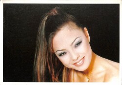 Ebru Gündeş Kartpostal KRT19171 - Gökçekoleksiyon