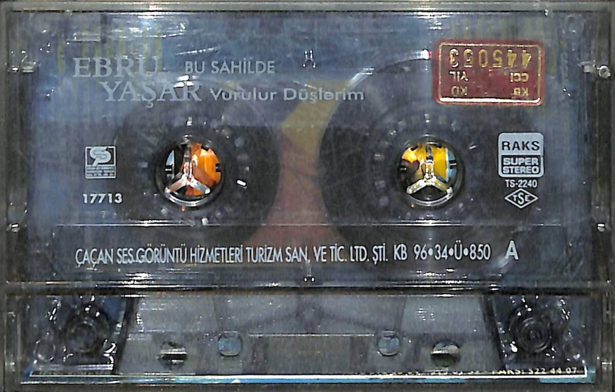 Ebru Yaşar - Bu Sahilde Vurulur Yüreğim Kaset (Kırmızı Bandrol - İkinci El) KST27696 - 2