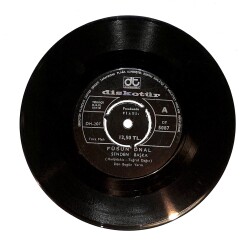 Füsun Önal - Aman Efem / Senden Başka (10/6) PLK24296 - Gökçekoleksiyon