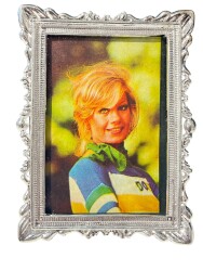 Emel Sayın Çerçeveli Resim (Küçük Boy) KRT24075 - 1