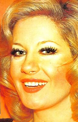 Emel Sayın Kartpostal KRT18486 - 1