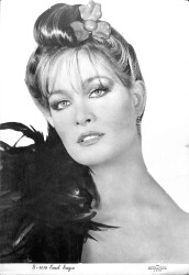 Emel Sayın Siyah-Beyaz Kartpostal (Orta Boy) KRT21827 - Gökçekoleksiyon