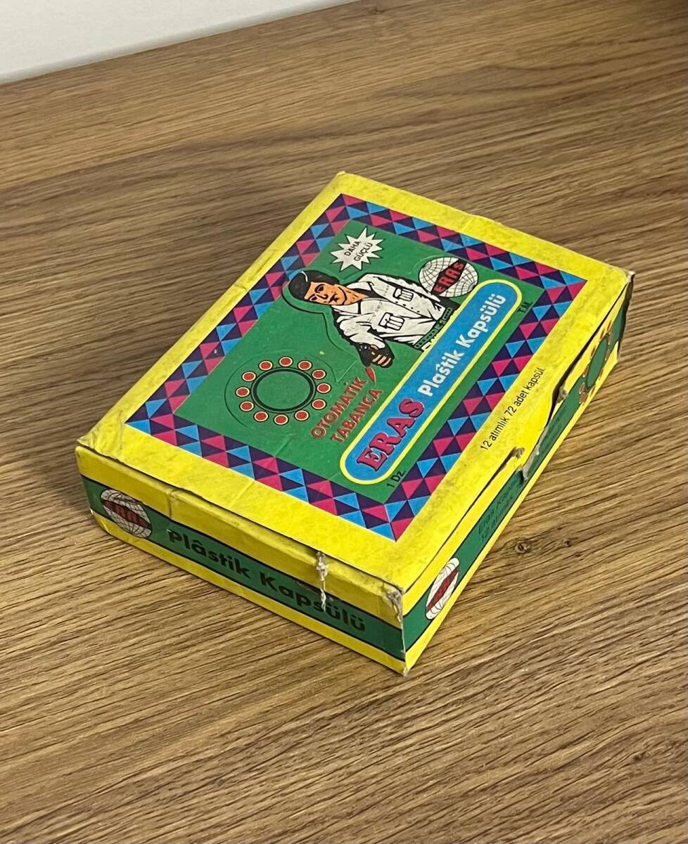 Eras 1990s Otomatik Tabanca Plastik Kapsülleri Tam Dolu Kutu AOB4851 - 2
