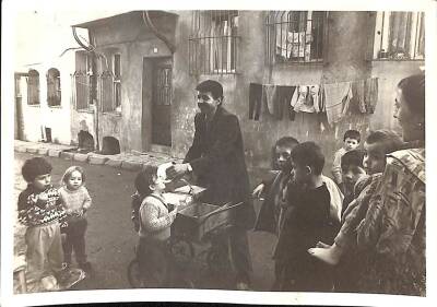 Erdal Yazıcı Yarınımız Umudumuz Çocuklar Kitabından Kartpostal KRT12785 - 1