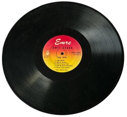 Ümit Besen - Şikayetim Var LP Plak (10/8) PLK25558 - Gökçekoleksiyon