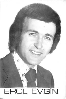 Erol Evgin Orta Boy Kartpostal KRT17157 - 1