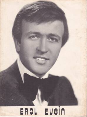 Erol Evgin Orta Boy Kartpostal KRT9963 - 1