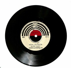 Ersen ve Dadaşlar (1974) – Döne Sevdiğim Derman Bulunmaz PLAK (107.5) PLK18486 - 1