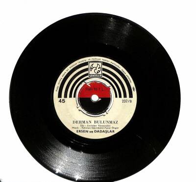 Ersen ve Dadaşlar (1974) – Döne Sevdiğim Derman Bulunmaz PLAK (107.5) PLK18486 - 2