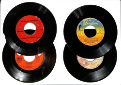 Eski Dönem Plak Lotu, Dekorluk Plak (Düşük Kondisyon - 4 Adet - Zeki Müren, Ajda Pekkan) PLK26355 - Gökçekoleksiyon