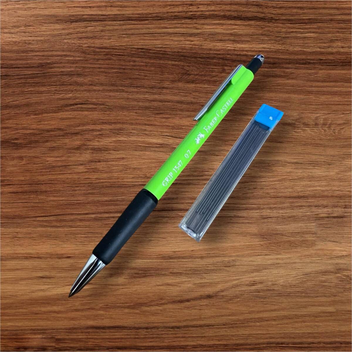 Faber-Castell Grip 1347 0.7 mm Çıtçıtlı Mekanik Çıtçıtlı Kalem – Yeşil, Sıfır (Vintage) #KL19 - 1