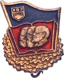 Doğu Almanya FDJ - Özgür Alman Gençliği Metal Rozet Karl Marx, Friedrich Engels, LeninRZT1704 - Gökçekoleksiyon