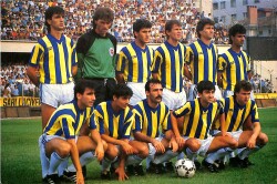 Fenerbahçe Oyuncu Kadrosu Orta Boy Kartpostal KRT4884 - Gökçekoleksiyon