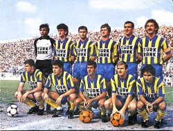 Fenerbahçe Oyuncu Kadrosu Orta Boy Kartpostal KRT4894 - Gökçekoleksiyon