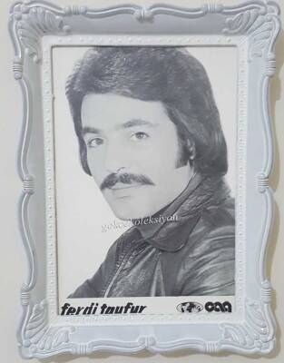 Ferdi Tayfur Çerçeveli Kartpostal KRT5754 - 2