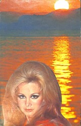 Filiz Akın Kartpostal (Küçük Boy) KRT23891 - Gökçekoleksiyon