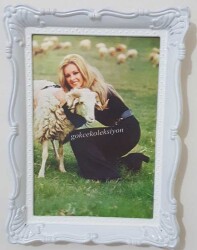 Filiz Akın Resim Çerçevesi KRT5821 - 2