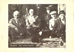 Film Radyo Televizyon ile Eğitim Merkezi – Atatürk Fotoğraf Sayfaları Atatürk Ege Manevrasında KRT19785 - Gökçekoleksiyon