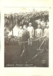 Film Radyo Televizyon ile Eğitim Merkezi – Atatürk Fotoğraf Sayfaları Atatürk Muhafız Alayında KRT19756 - Gökçekoleksiyon