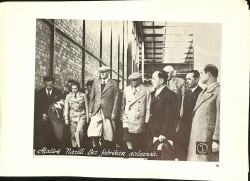 Film Radyo Televizyon ile Eğitim Merkezi – Atatürk Fotoğraf Sayfaları Atatürk Nazilli Bez Fabrikası Açılışında KRT19750 - Gökçekoleksiyon