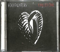 Foo Fighters - One By One CD (İkinci El) CD4756 - Gökçekoleksiyon