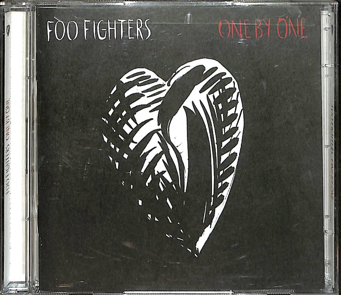 Foo Fighters - One By One CD (İkinci El) CD4756 - 1