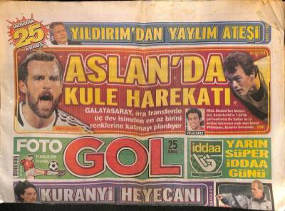 Foto Gol Gazetesi 31 Aralık 2009 - Roberto Carlos , Frede Referans Verdi GZ116752 - 1