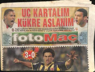 Foto Maç Gazetesi 29 Eylül 2005 - Fener , PSVyi Kadıköyün Çimlerine Gömdü GZ123361 - 1