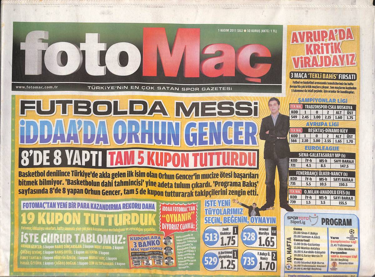 Fotomaç Gazetesi 1 Kasım 2011 - Galatasaray'daki Formu İle İsveç'te Konuşulan Elmander , Efsane Santrforla Mukayese Edildi GZ134849 - 1