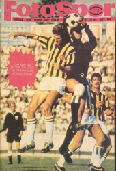 Fotospor Haftalık Spor Dergisi 12 Kasım 1968 Sayı 114 - Ajax Maçında En Çok Terliyecek İki Fenerbahçeli Ercan Ve Yılmaz NDR85978 - Gökçekoleksiyon