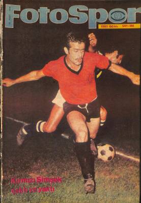Fotospor Haftalık Spor Dergisi 24 Mart 1970 Sayı 185 - Kırmızı Şimşek Çaktı Ve Yaktı, Adanasporda 4 Yılda 14 Antrenör Değişti NDR85890 - 1