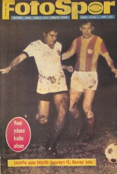 Fotospor Haftalık Spor Dergisi - 31 Aralık 1968 Sayı 121 - 1968e Son Büyük İmzayı G. Saray Attı, 314 Golden 8ini Oyuncular Kendi Kalesine Attı NDR85985 - Gökçekoleksiyon