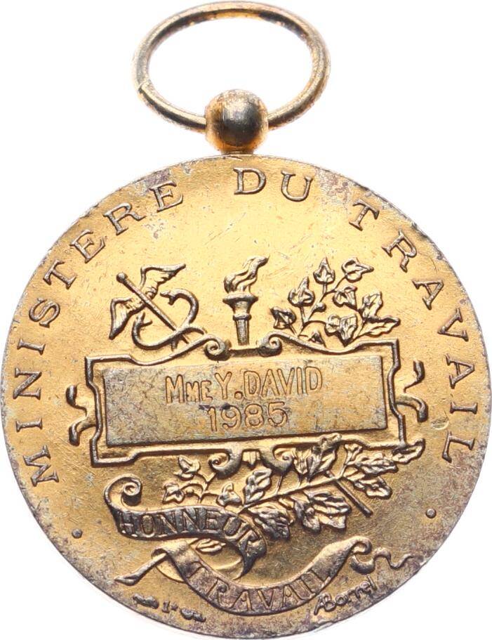  Fransa Çalışma Bakanlığı 1985 Yılı İşçi Şeref Madalyası Gümüş Üzeri Altın Kaplama MVM2104 #136 - 2